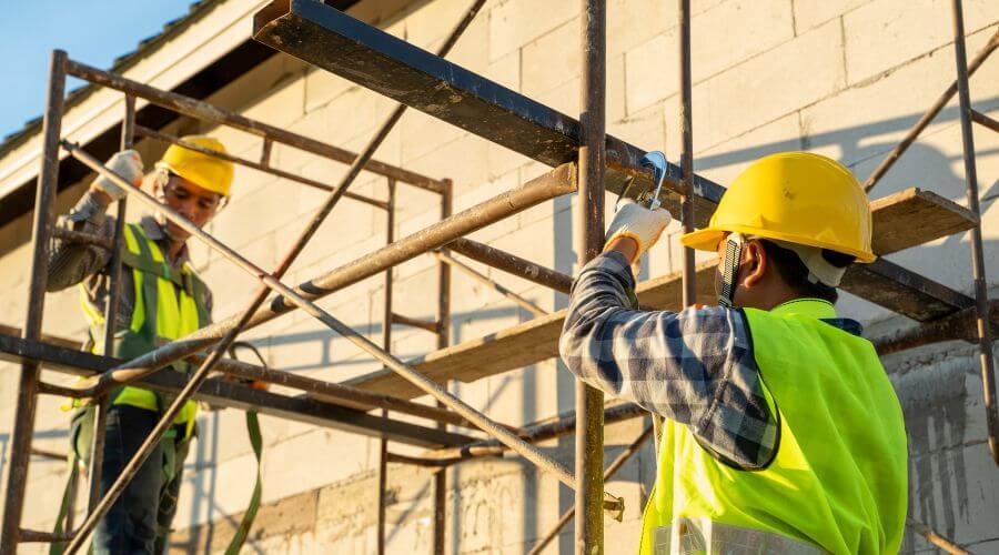 Expert Emergency Roof Repairs services in Saint Amant, LA